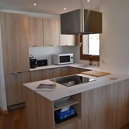 Duplex Renove 3 Avec Wi-fi, Garage, Balcon Sud, Proche Pistes A - Fr-1-266-162 Montgenevre